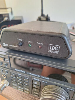 Prodám větší množství radiostanic končím - 8