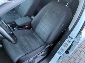 Volkswagen Touran, 2,0 TDi 110kW ČR 1.Maj 7-Míst - 8