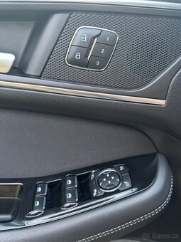 Ford Galaxy Titanium + 132 kw, 7 místný - 8