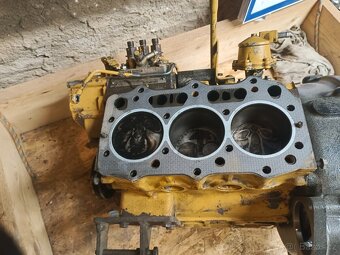 Motor CAT (Perkins) 3003,  (CAT 301.8) - 8