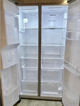 Samsung americká lednice Side-by-Side - 8