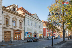 Prodej historického nájemního domu, 954 m², Slaný - 8