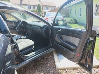 Audi A6 All Road 2.5Tdi 132KW kombi - 8