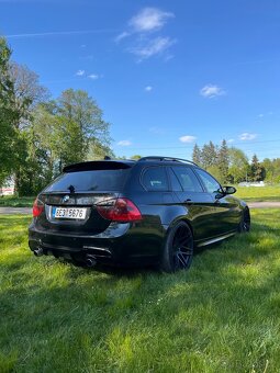 BMW e91 330d - 8