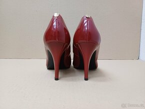 Lakované vínové lodičky vel.38 - 8