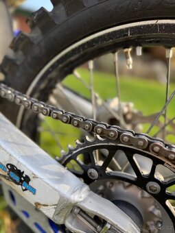 YAMAHA YZ-F 450 2016 - 8