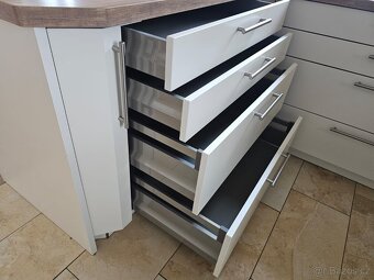 Kompletní kuchyně TOPLINE MAGNOLIA vč. spotřebičů - 8