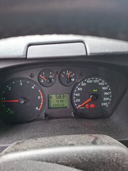 Ford Transit bus 9 míst - 92 kw - 8