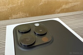 Apple iPhone 15 Pro 256GB černý, 100% baterie - 8