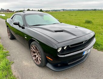 Dodge challenger 5.7 HEMI R/T - 8