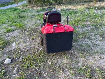 zahradní traktor CastelGarden - 8