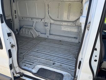 Opel Vivaro 2,0 DCi L2H2 - 8