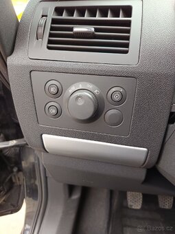 Opel Zafira B - 8