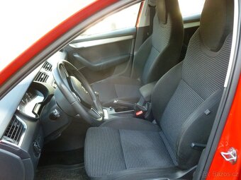 Škoda Octavia kombi III1.4TSI/CZ/SUPER STAV TAŽNÉ,DIGI KLIMA - 8