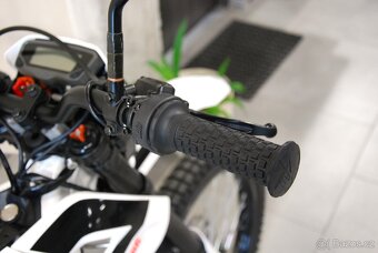 Malaguti XAM RS - homologováno, prakticky nový stroj - 8