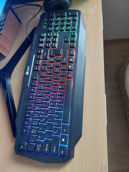 Počítač sestava - 8