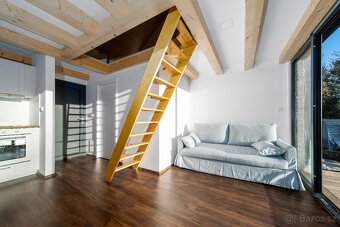celoročně obyvatelný domek s velkou zahradou - VelkáCHuchle - 8