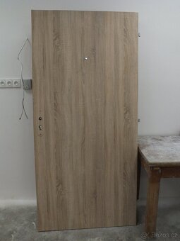 DVEŘE - 8