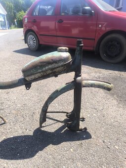 Stadion S11, rám +komplet plechařina. - 8