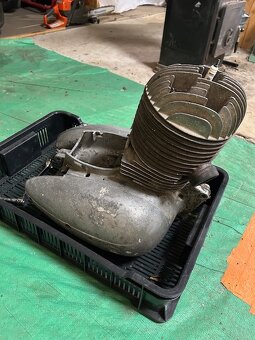 Jawa 250 - kývačka - 8