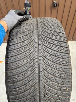 Mercedes E53 W214 originál Zimní Michelin - 8