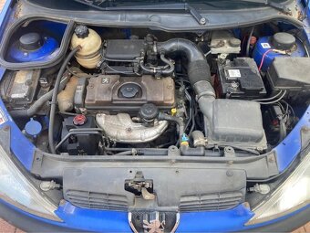Peugeot 206 - 8