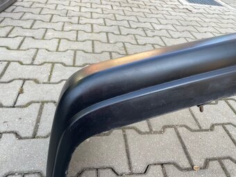Nárazník Mercedes 190 w201 - 8