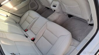 Volvo V90 2.0 D3 Break NAVI Bílá kůže - 8