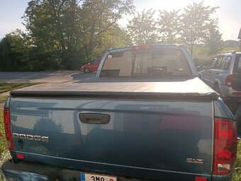 Dodge RAM 1500 5,7hemi - 8