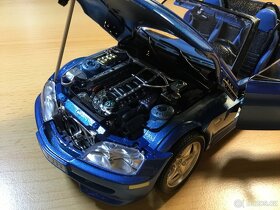 Model auta BMW M3 Roadster 1/18 - 8