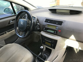 Citroen C4 1,6HDI 66kW 2006 - díly z vozu - 8