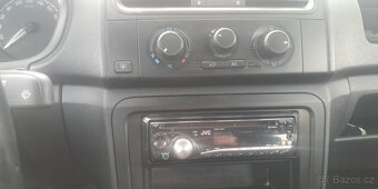 Škoda Roomster 1.2 HTP 2007 - 8