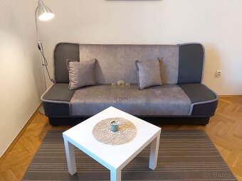 Pronájem garsoniéry, 19.2 m2, vybaveno, Pod Labuťkou, Praha - 8