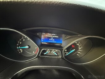 Ford Focus - 8