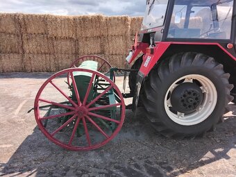Secí stroj nesený - 8