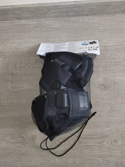 Sada chranicu pro deti Crivit, vel. S - 8