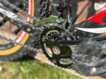 SUPER DĚTSKÉ CELOKARBONOVÉ MTB KOLO - 8
