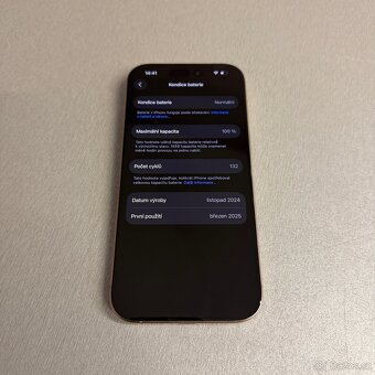 iPhone 16 Pro 256GB desert titan, pěkný stav, rok záruka - 8