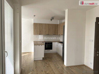 pronájem 3kk 86m2 + balkon 6m2 P10 Dolní Měcholupy rezidence - 8