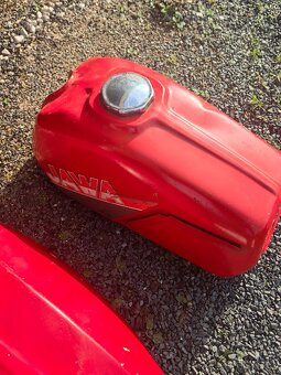 Jawa 350 /634 638 nádrže - 8