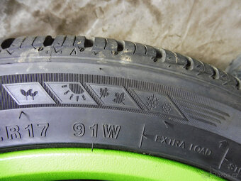 Prodám 4 ZIMNÍ/celorok. pneu TRACMAX 215/45/R17 rv:2024 - 8
