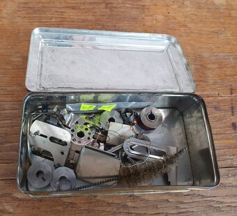 BOBBIN - stroj šicí - 8