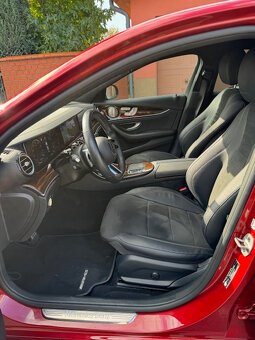 Jako nový MB E450 4MATIC, benzín. 6-tiválec, 07/2021 - 8