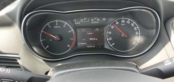 Opel Zafira - 8