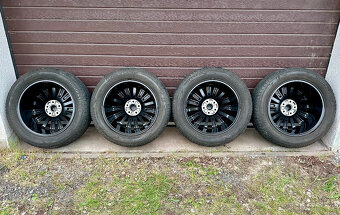 originální ALU kola škoda trinity black R18 5x112 - 8