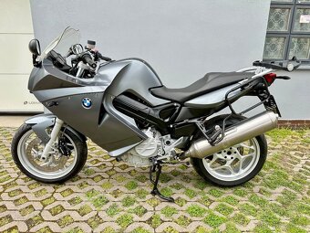 BMW f 800 st - 8