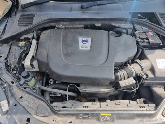 Volvo XC60 D5 151kw - Náhradní díly - 8
