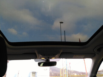 Škoda Octavia Scout 2.0 TDI DSG /135 kW/ - 8