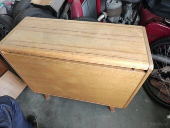 Historický nábytek k renovaci - 8