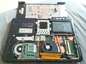 Nefunkční Notebook Asus Pro66I vadná zákl. deska - 8